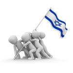 אנשים מחזיקים דגל